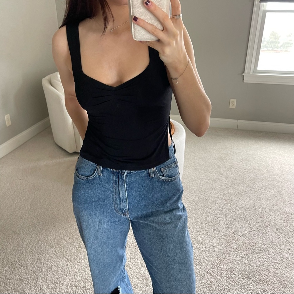 Black cute tank top